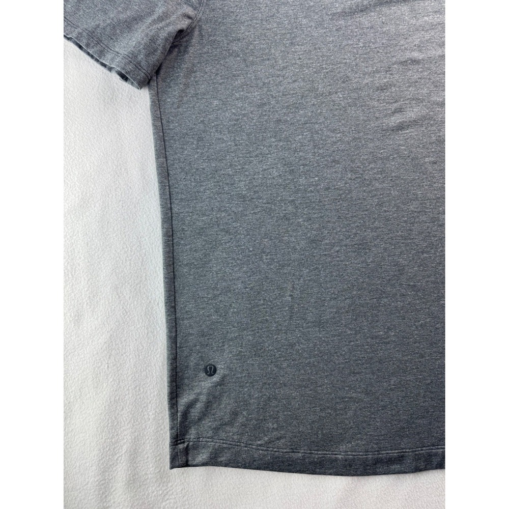 Lululemon Mens Grey Short Sleeve Polo Shirt Size XL Slim Modern Wicking‎ Light - Picture 14 of 16